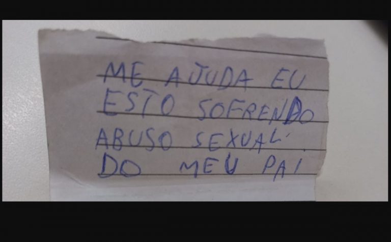 Menina de 10 anos escreve bilhete para denunciar padrasto em SC: ‘estou sofrendo abuso sexual’