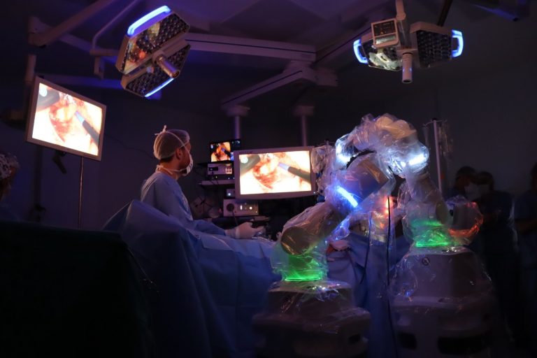 Unimed Litoral realiza primeiras cirurgias robóticas