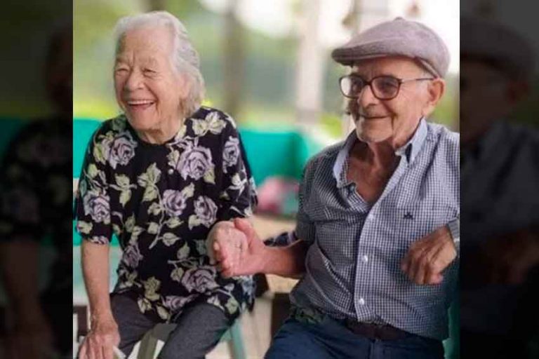 Após 70 anos juntos, casal morre no mesmo dia com 4 horas de diferença