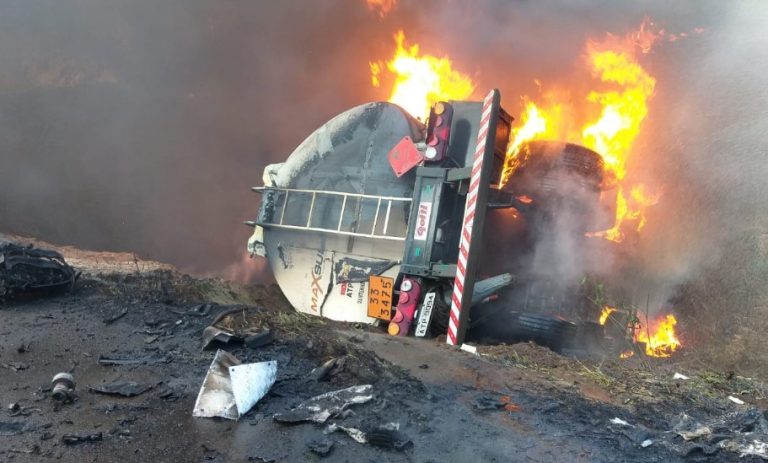 Duas pessoas morrem em grave acidente na BR-282, em Ponte Serrada