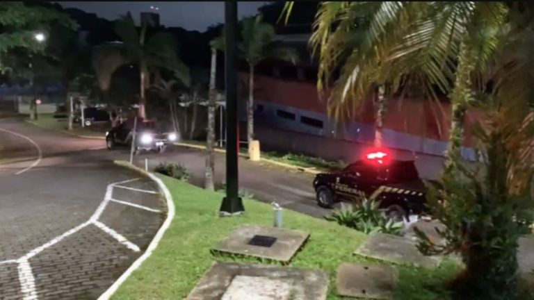 PF faz operação em Itapema e cidades catarinenses por desvio de dinheiro da saúde