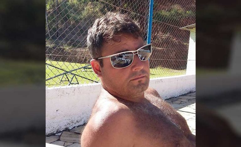 Mulher usa pão para matar marido asfixiado por chamá-la de “velha e gorda”