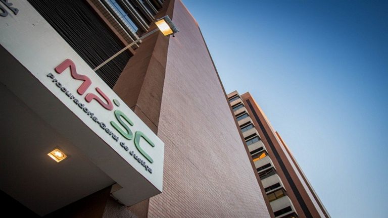 Operação Reciclagem: Deputada e prefeito de Bombinhas são denunciados pelo MP