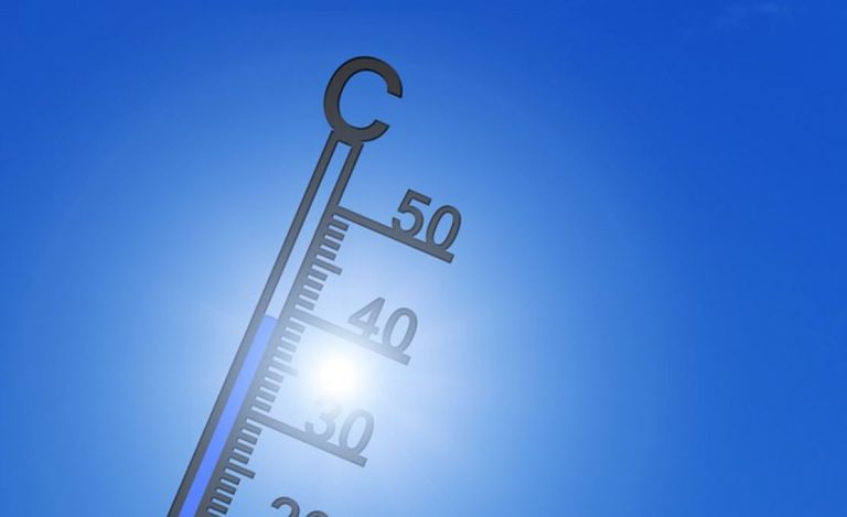 Verão começa com calor intenso e alerta para temporais