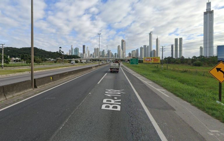 PRF libera tráfego no acostamento da 101 entre o PA da Barra e Viaduto