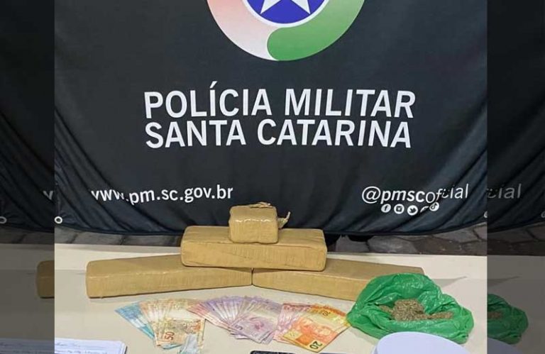 Em abordagem na Vila Real, traficante é preso com mais de 3 kg de drogas
