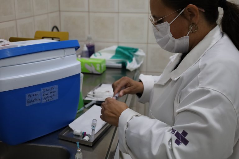 Unidades de Saúde abrirão para vacinação neste sábado em BC