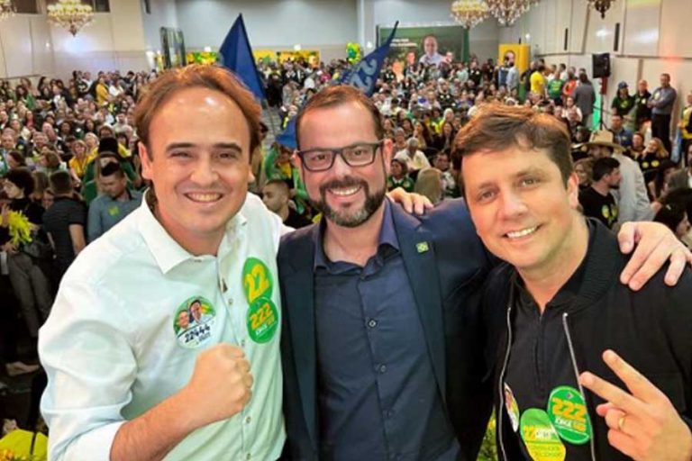 Em evento, Fabrício Oliveira anuncia sua filiação no PL