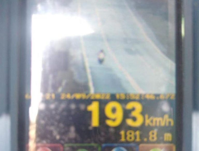 Motociclista é flagrado a 193 km/h na Serra Dona Francisca