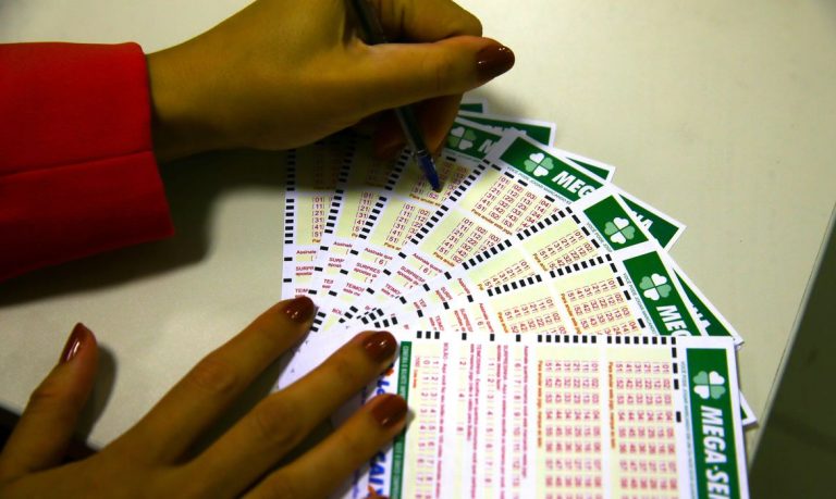 Mega-Sena sorteia nesta terça-feira prêmio acumulado em R$ 12 milhões