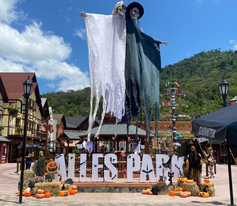 Fim de semana de Halloween no Alles Park Pomerode