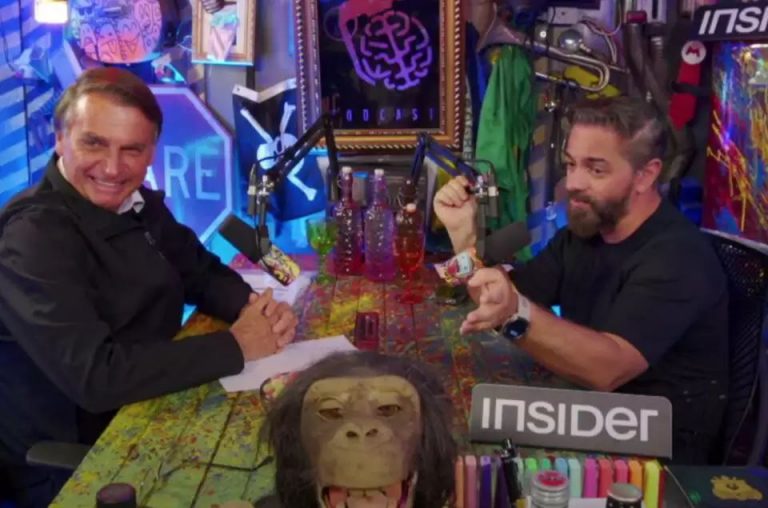 Podcast com Bolsonaro quebra novo recorde mundial no Youtube