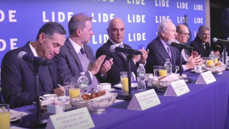 Viagem dos ministros do STF aos EUA bancada por Doria viola leis do servidor e da magistratura