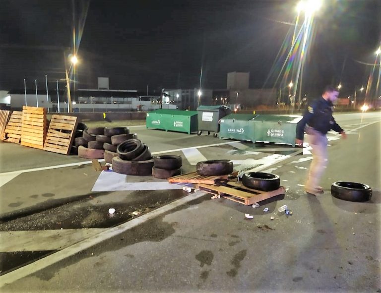 PRF libera dezenas de bloqueios durante o fim de semana em Santa Catarina