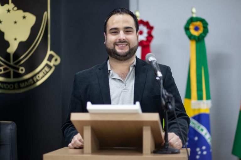 Fabiano Olegário é eleito presidente da Câmara de Vereadores de Camboriú
