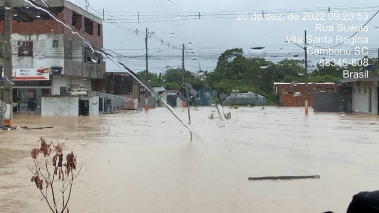 Camboriú disponibiliza abrigos para moradores afetados pela chuva