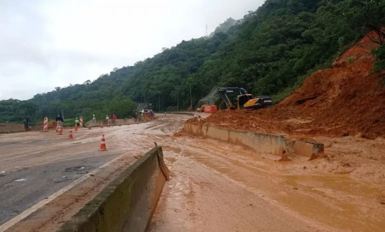 Número de vítimas de deslizamento na BR-376 pode ser menor