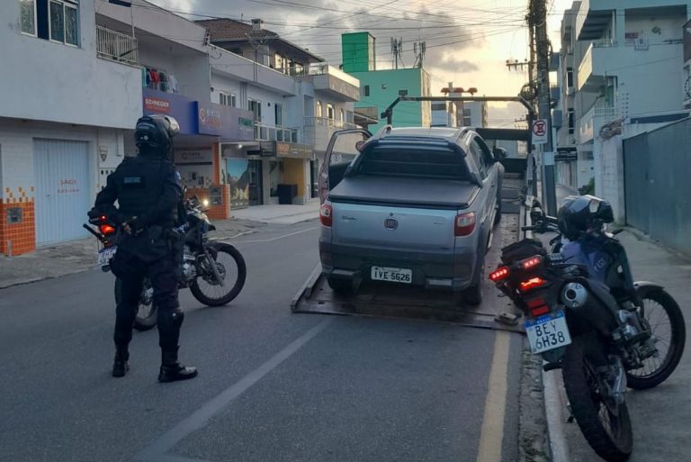 GM recupera veículo roubado em Balneário Camboriú