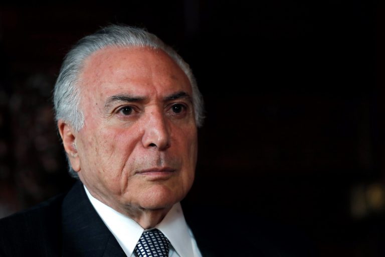 “Eu sei lidar com bandido”, responde Temer às provocações de Lula