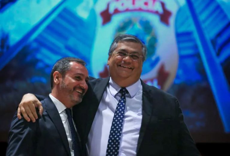 Novo diretor geral da PF diz não permitir interferências, mas Ministro divulga informação sigilosa