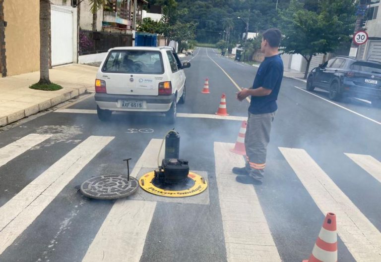 Teste de fumaça em ruas da Vila Real neste sábado