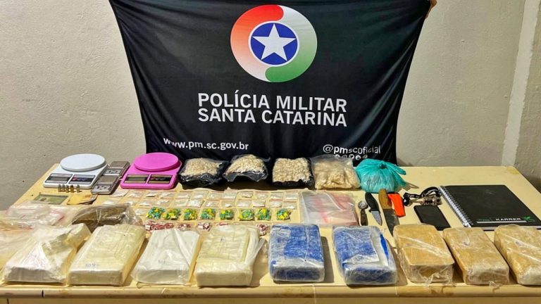 Operação da PM prende “traficante delivery” em Camboriú