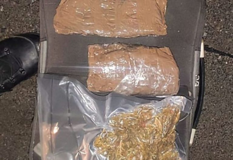 Passageiro de ônibus que trazia maconha e skunk na mala é preso