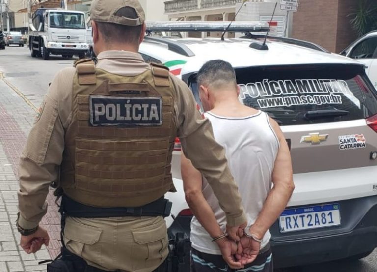 Homem é detido por populares ao tentar violentar criança de 10 anos