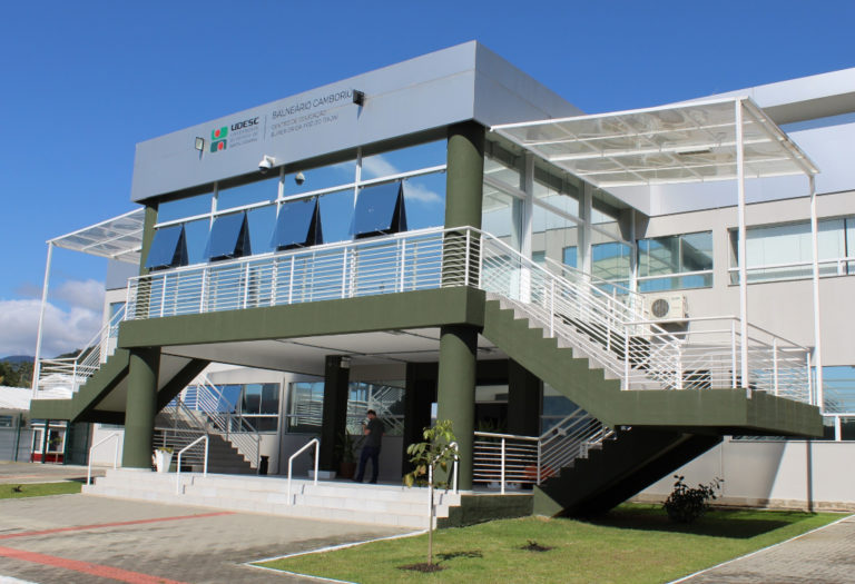 Udesc aceita inscrição gratuita de vestibular pelo histórico do ensino médio até janeiro