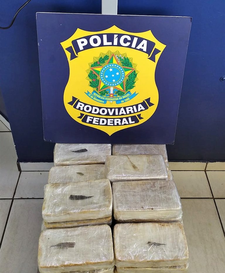 PRF prende homem com carga milionária de pasta base de cocaína