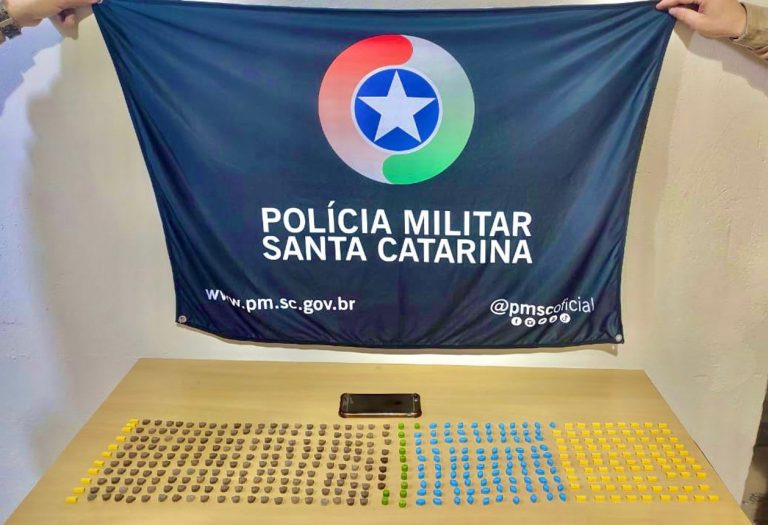 Homem é preso com 421 comprimidos de ecstasy no centro de Balneário Camboriú