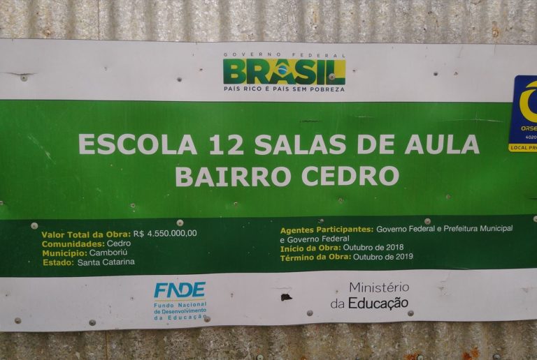 Com quase 4 anos de atraso, obra da nova escola do Cedro é entregue
