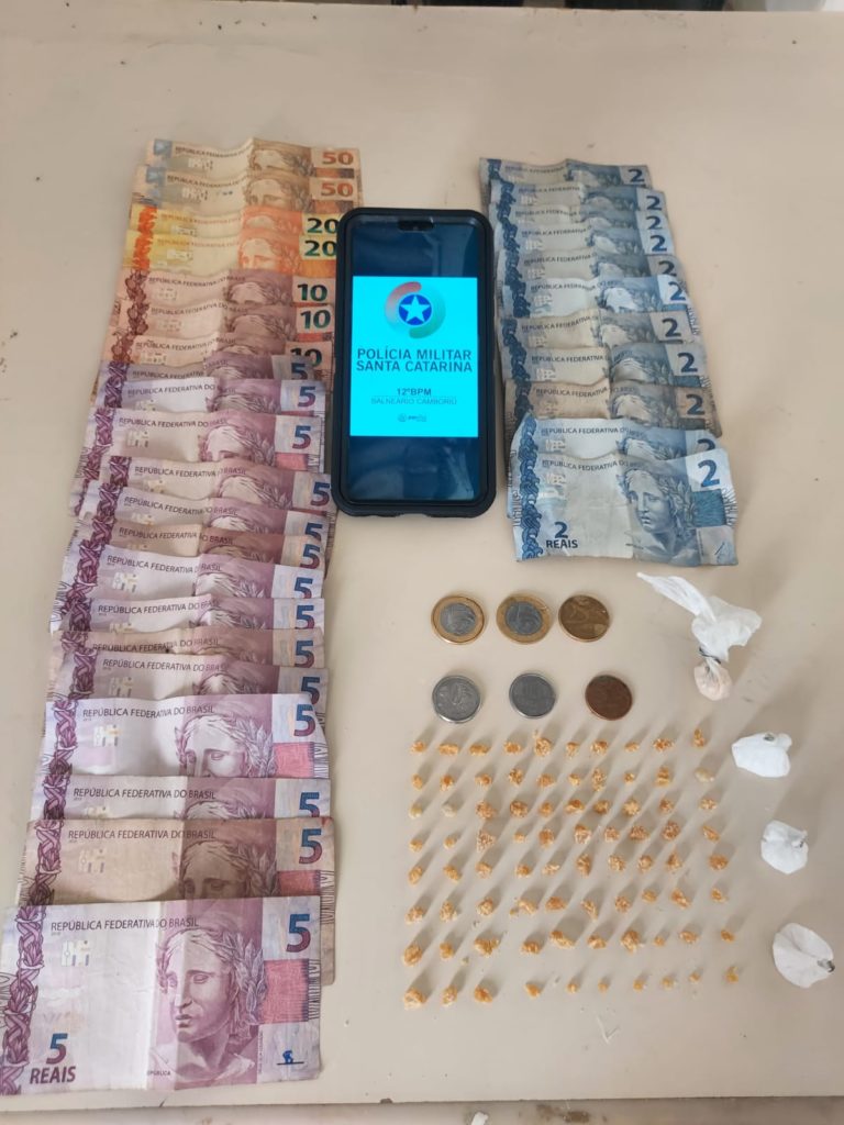 Homem é preso com mais de 80 pedras de crack