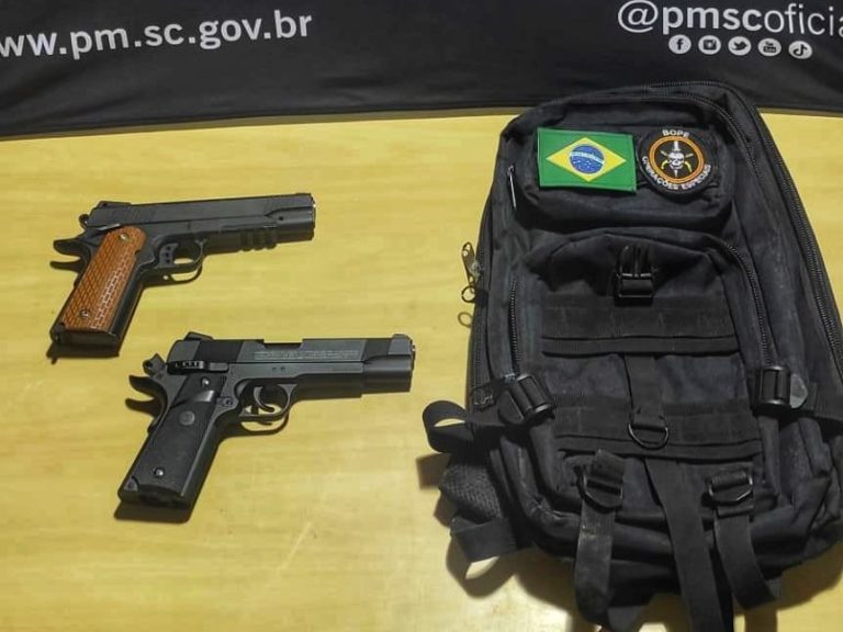 Homem que se passava por policial é preso após confusão em bar