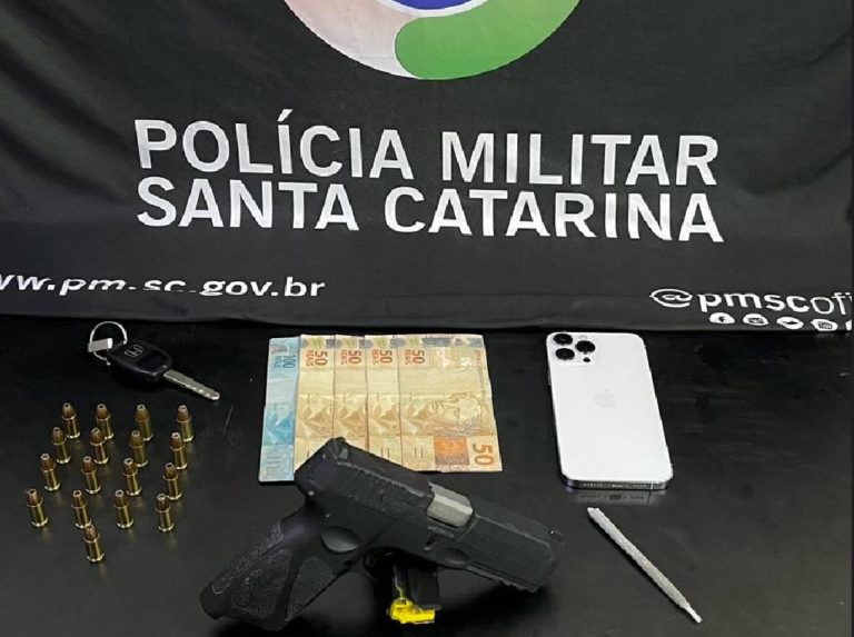 Homem é preso com arma ilegal no Centro de Balneário Camboriú
