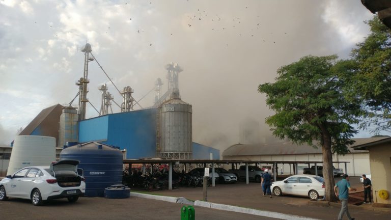 Sobe para 8 o número de mortos em explosão de cooperativa