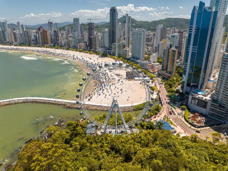 FG Big Wheel tem promoção imperdível para os 59 anos de Balneário Camboriú