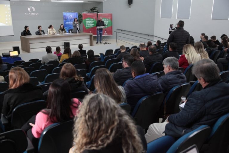 Mauro de Nadal fala do compromisso da ALESC com cidadão e democracia