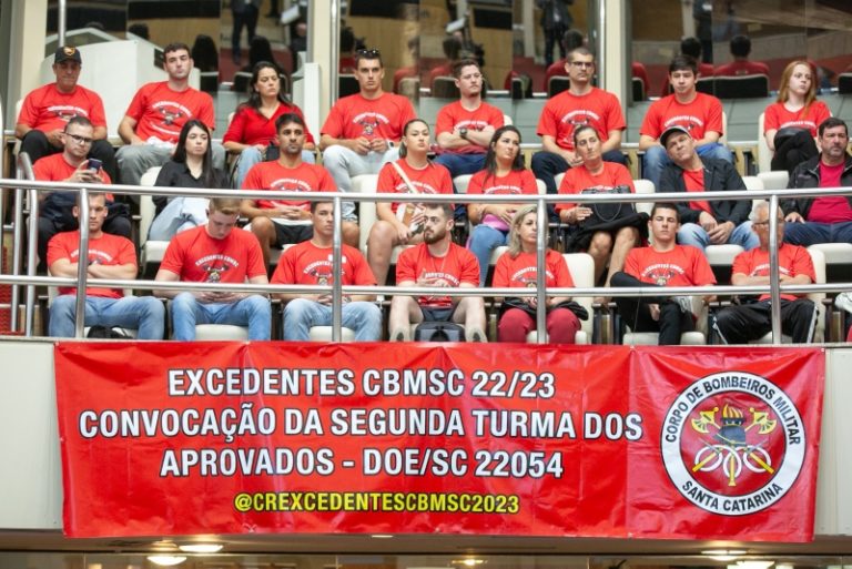 Deputados defendem convocação de excedentes do concurso dos bombeiros