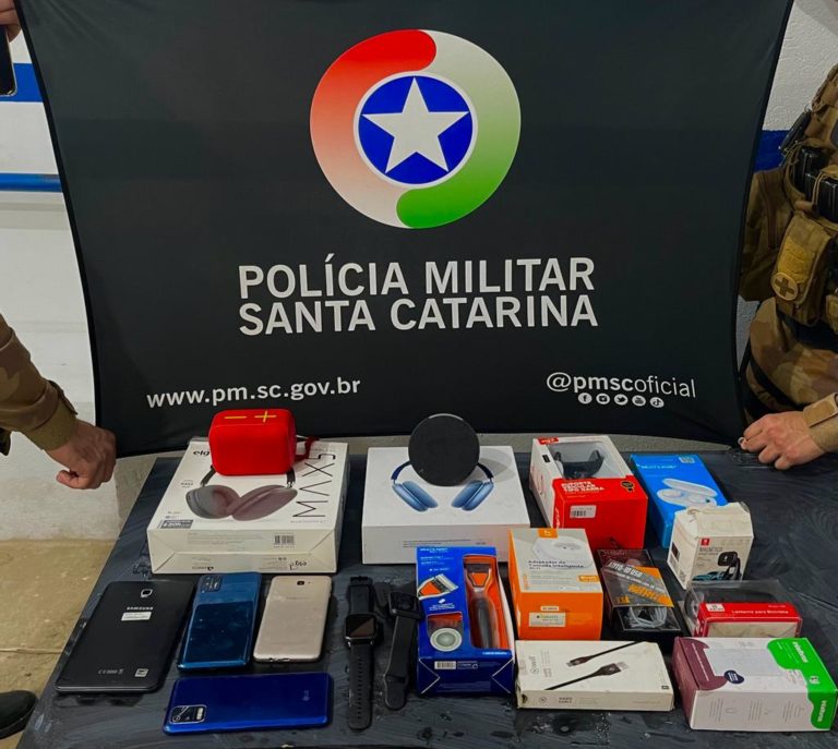 Homem é preso por furto de eletrônicos no Centro de BC