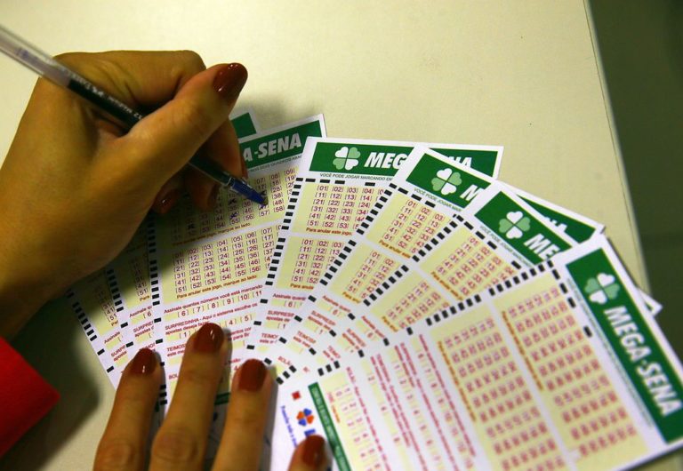 Mega-Sena sorteia nesta sexta-feira prêmio acumulado em R$ 105 milhões