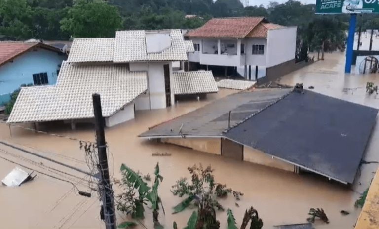 Rio do Sul: nível do rio na cidade pode chegar aos 13 metros