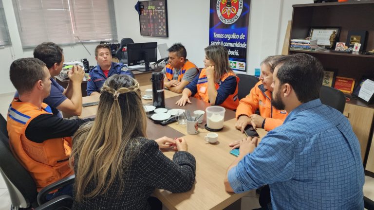 Grupo de ações em Camboriú segue em alerta para o fim de semana