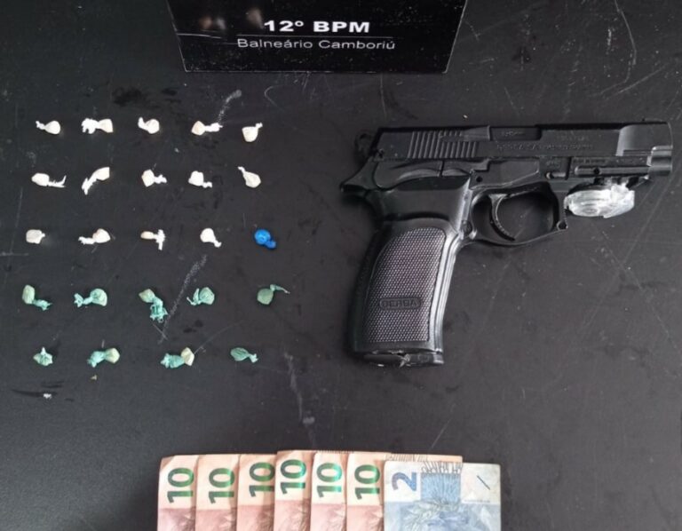 Homem é preso com droga e réplica de pistola em Camboriú