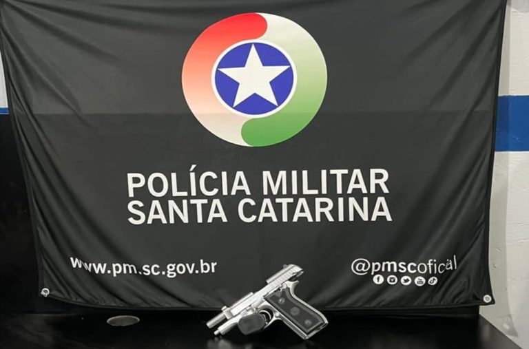 Foragido é preso com arma de fogo em Camboriú