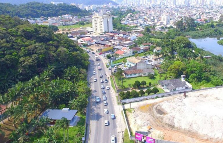 “Reforma” da Av. Santa Catarina em Camboriú não terá duplicação
