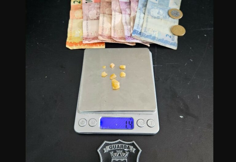 Morador de rua é preso traficando no Municípios