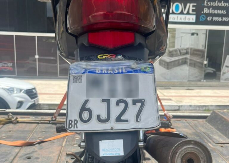 Erro na impressão de placa da baita dor de cabeça para dono de moto