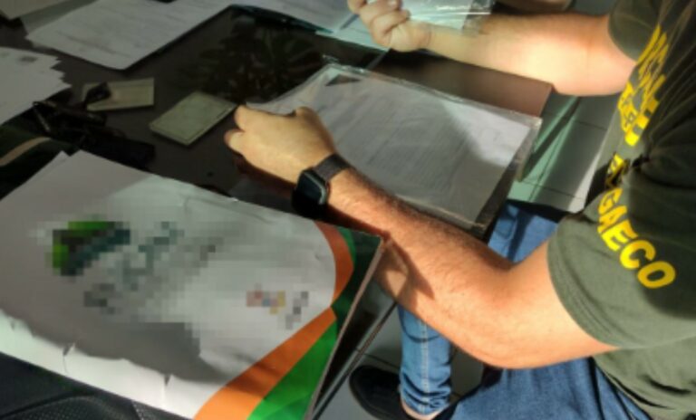 GAECO EM CAMBORIÚ –  Corrupção, falsificação de documentos e crime contra o meio ambiente