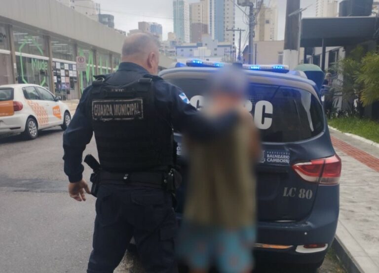 Filho bêbado é preso após agredir a mãe idosa na Barra